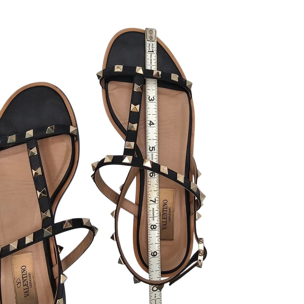 Valentino Garavani Rockstud Flat Sandal Strappy Black Leather Size 37.5 US 7.5 - Picture 12 of 12